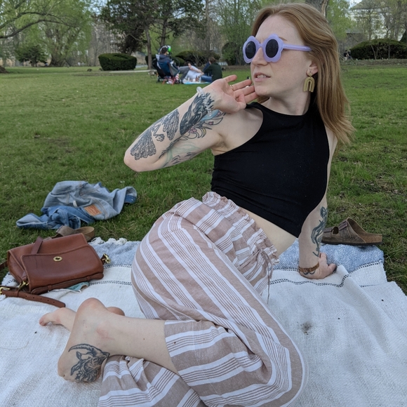 HEY Y'ALL - Picture 1 of 3